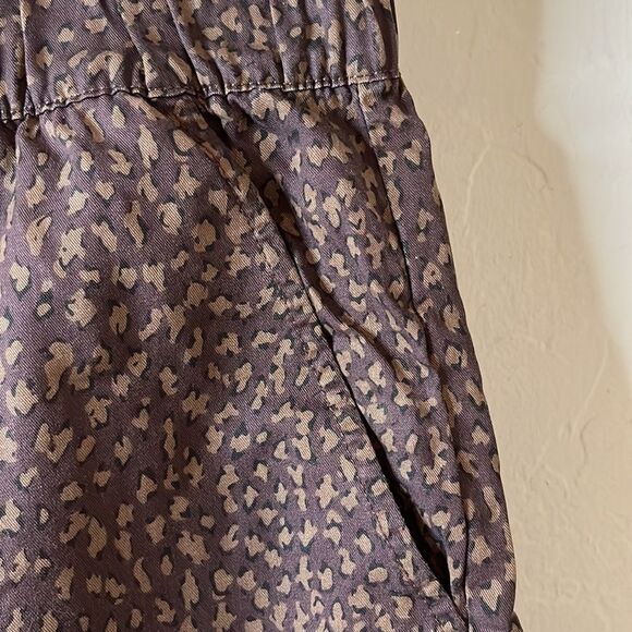 Social Standard by Sanctuary leopard print boardwalk shorts elastic waist SZ L - Picture 3 of 7